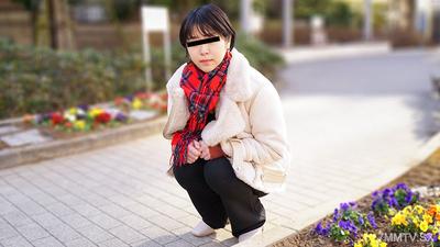 102224_01 喜歡玩弄乳頭的變態素人女孩