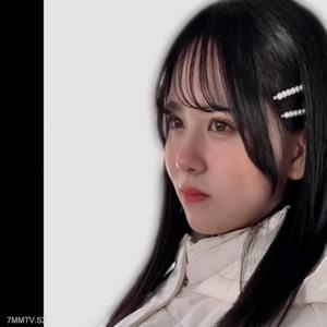 FC2-PPV 4593593 【Xmas Special Price】Highly Experienced Pure-Looking 18-Year-Old Hidden Slut