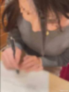 fc2-ppv 4594494 【個人】專業主婦無擔保申請貸款。無知的人妻在貸款實行後感到安心，進行了一點色情的契約行為。嘗到甜頭後再次提出追加貸款，但這次卻不是那麼色情的故事。
